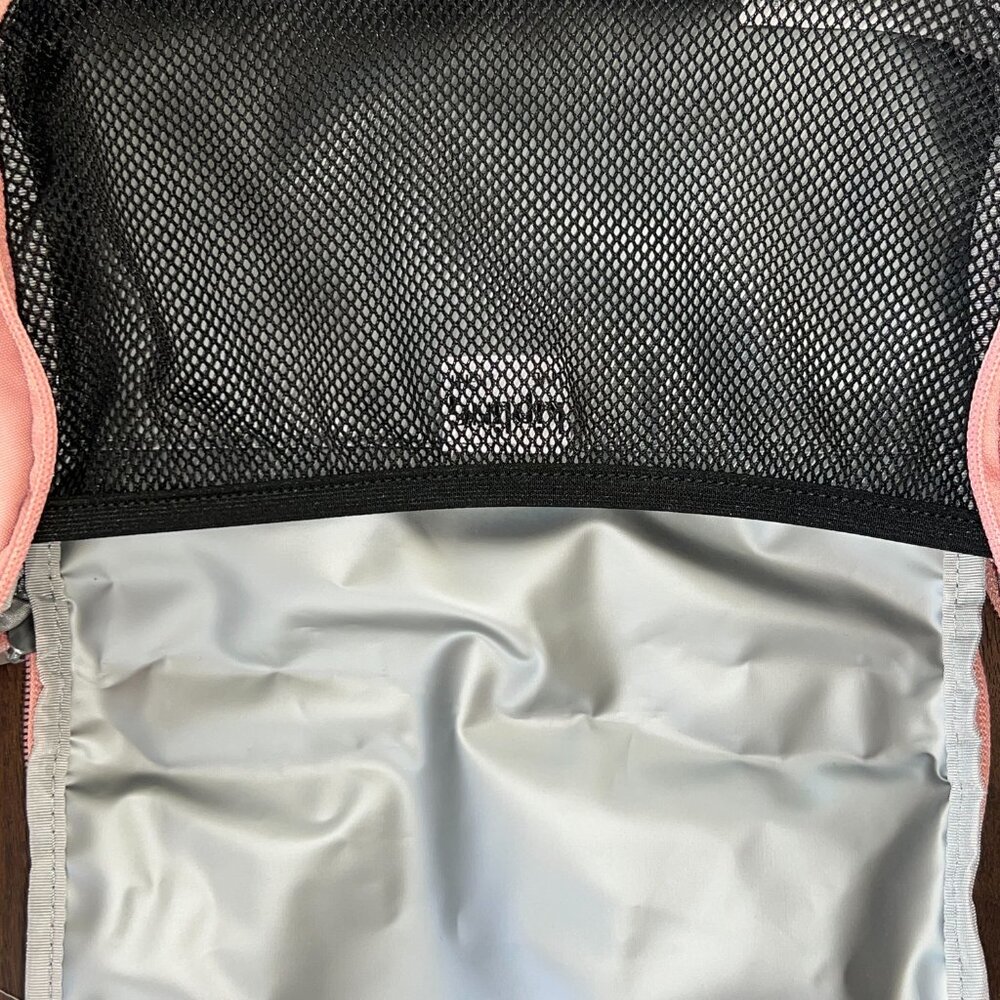 Kipling Kichirou Lunch Bag in Bridal Rose, NWOT - Picture 6 of 9